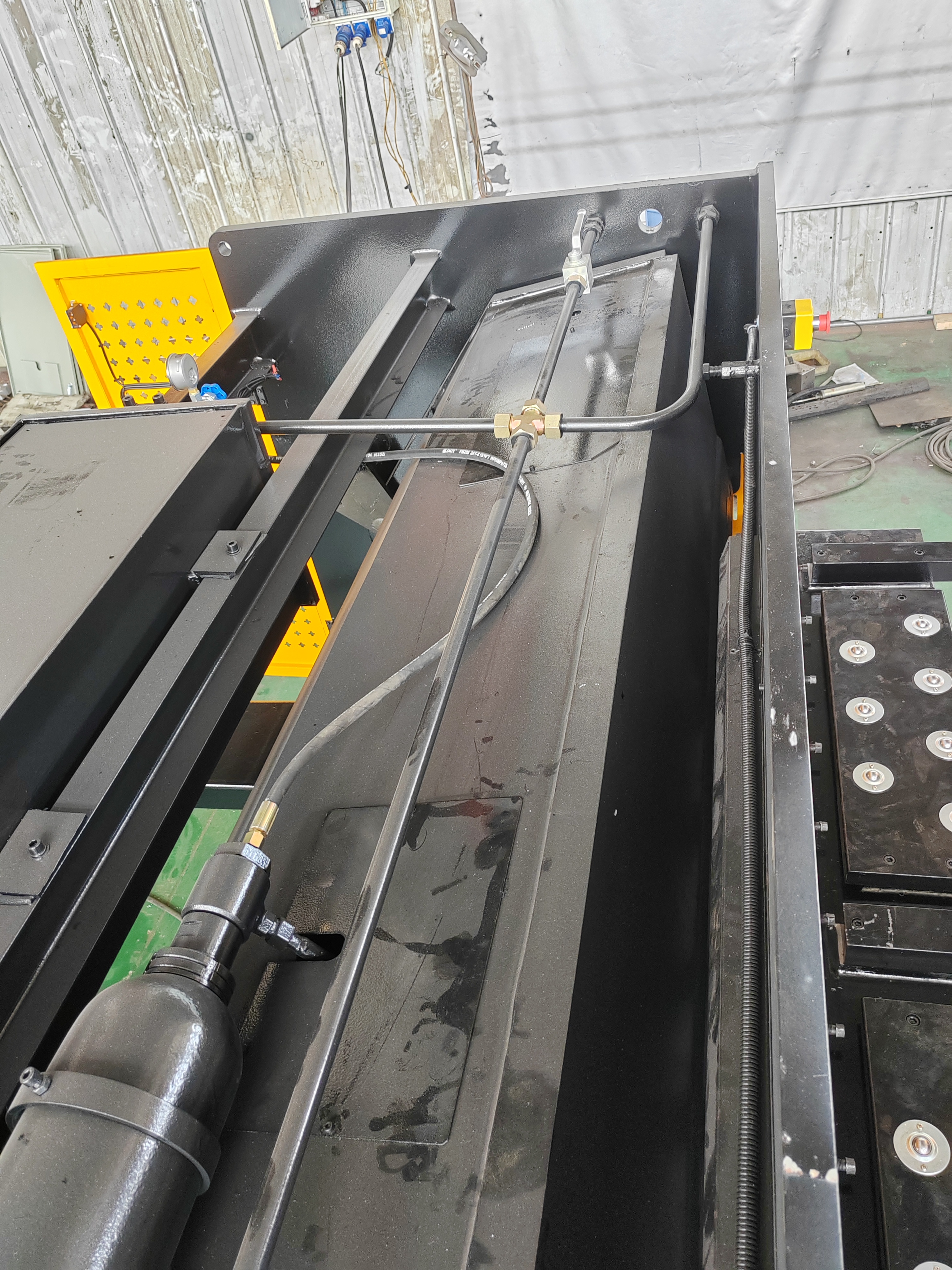 Гильотина гидравлическая Stalex HSB 4000x13 - 6